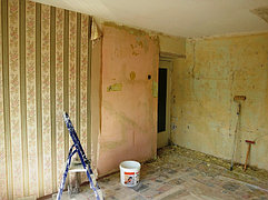 Квартира до ремонта и начало ремонта - очистка стен